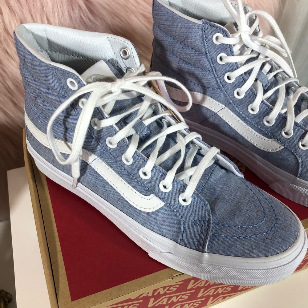 SOLD‼️ WOMENS VANS NWT BACK TO SCHOOL 6.5 ❤️ - Picture 2 of 8